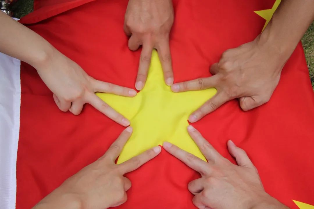 EMC易倍12周年征文丨二等奖《立功新时代 EMC易倍书青春》